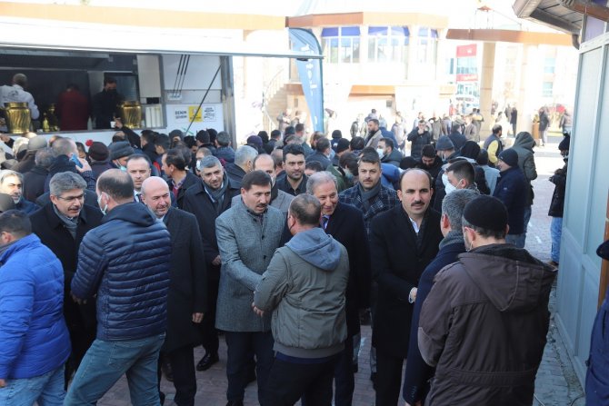 Başkanlar Cuma Buluşması’nda vatandaşlarla bir araya geldi