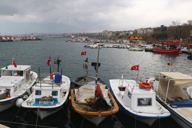 Marmara Denizi'nde lodos etkisini sürdürüyor