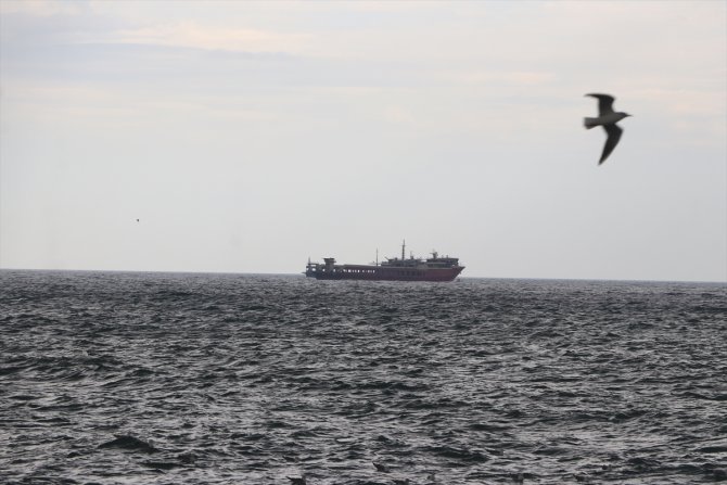 Marmara Denizi'nde lodos etkisini sürdürüyor