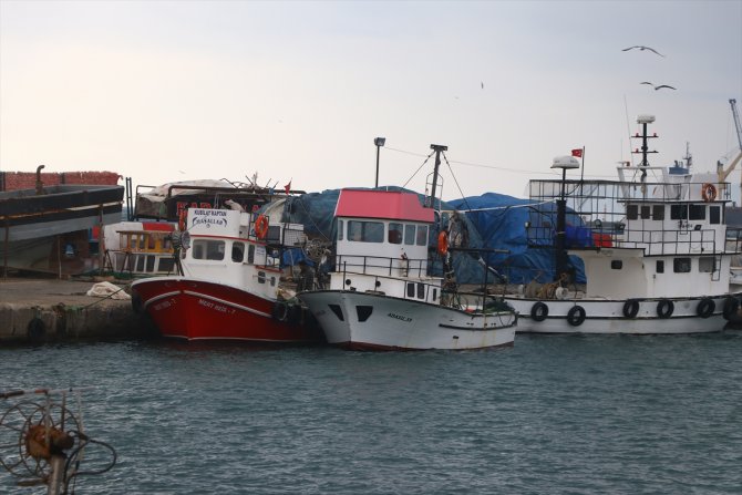 Marmara Denizi'nde lodos etkisini sürdürüyor