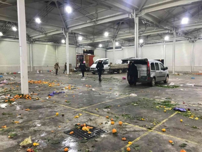 Konya'da pazardaki kavgada oğlu öldürülen anne: "Oğlumu öldüren en ağır cezayı alsın"