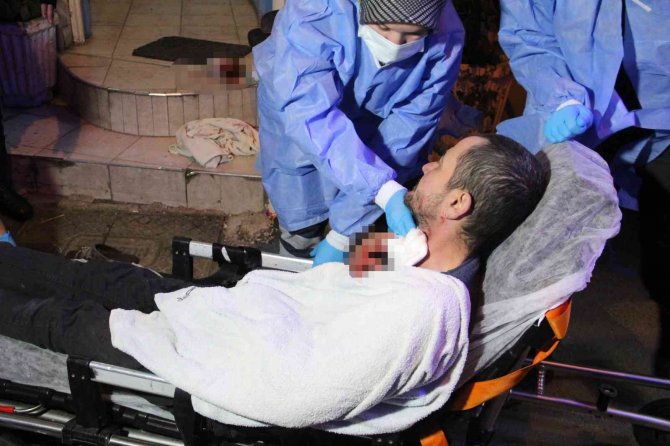 Pansiyonda banyo sırası bekleme kavgası: 1 yaralı