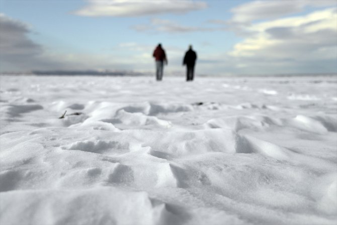 Konya'da kar yağışı çiftçiler kadar besicileri de sevindirdi