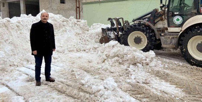 Kar nedeniyle kapalı yol kalmadı