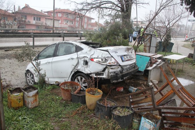 Kontrolden çıkan otomobil takla attı: 1 yaralı