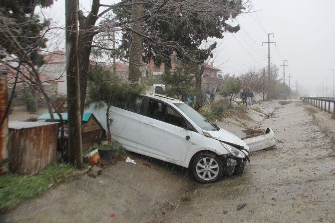 Kontrolden çıkan otomobil takla attı: 1 yaralı