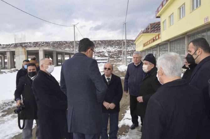 Vali Çelik Tavşanlı’da yapılan yatırımları yerinde inceledi