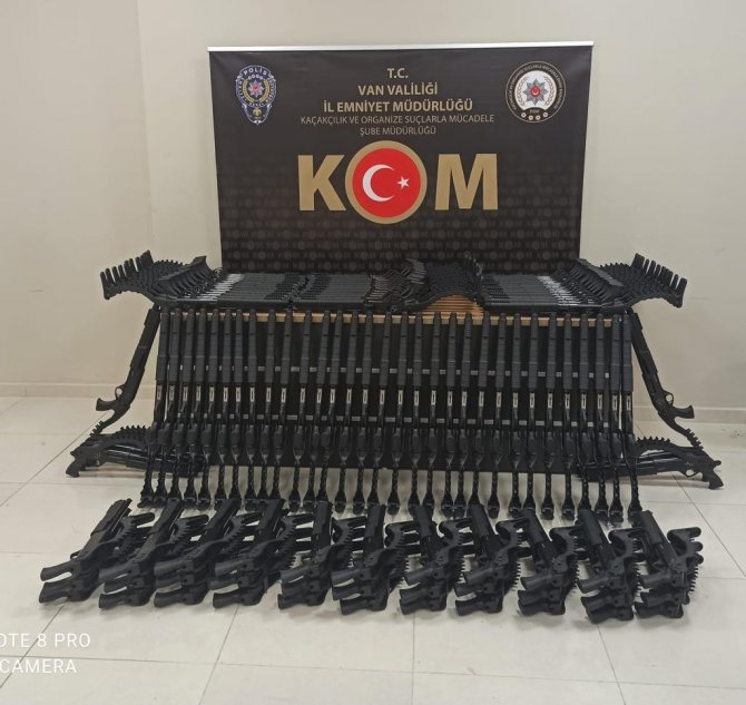 Van’da 150 pompalı av tüfeği ele geçirildi