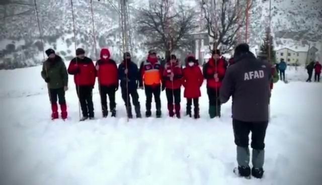 Çığda arama kurtarma tatbikatı