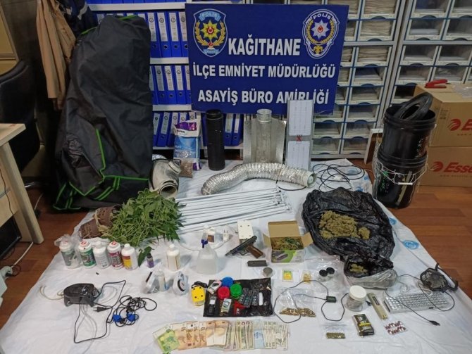 Çikolata kavanozunda marihuana ele geçirildi