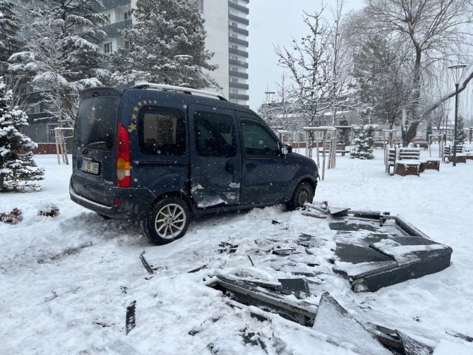 Engellilere umut olacak mavi kapaklar için canından oluyordu