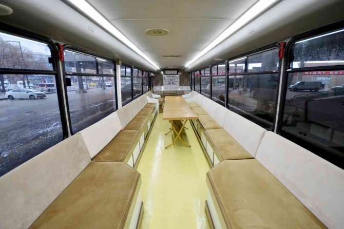 Meram Belediyesi Mobil Taziye Aracı vatandaşların zor günlerinde hizmet veriyor