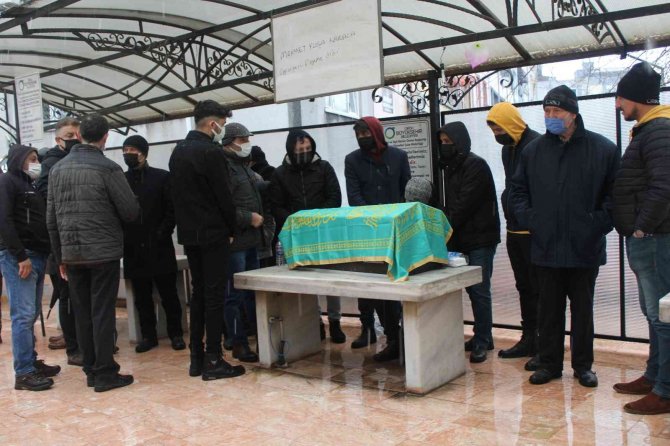 Soluk borusuna fındık kaçan çocuğun acı sonu