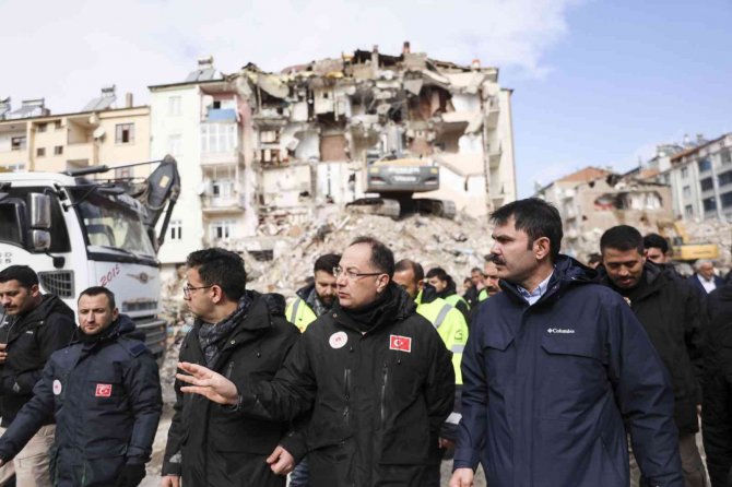 Bakan Kurum’dan videolu “Elazığ depremi” mesajı
