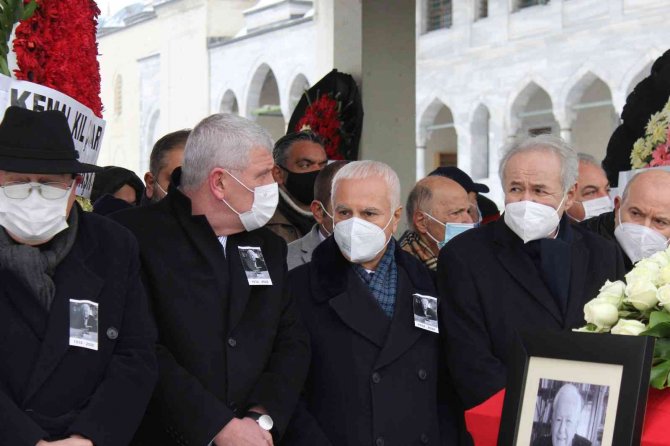 Eski müsteşar Mukadder Sezgin son yolculuğa uğurlandı