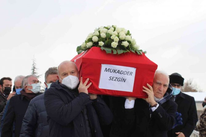 Eski müsteşar Mukadder Sezgin son yolculuğa uğurlandı