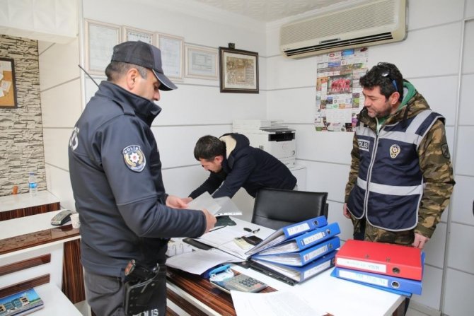 Kumar oynayan 14 kişiye 25 bin 466 TL idari para cezası