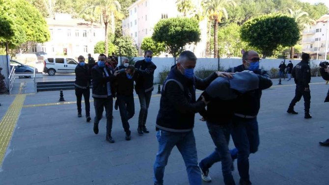 Otomobil içinde öldürüldü, olay uyuşturucu hesaplaşması çıktı