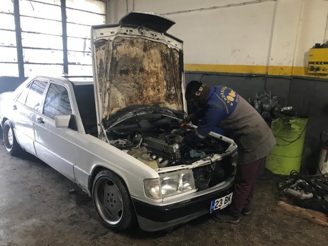 Soğuklar arttı, ustalar sürücülere kış bakımını hatırlattı