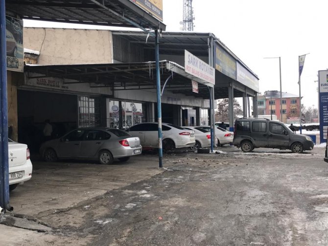 Soğuklar arttı, ustalar sürücülere kış bakımını hatırlattı