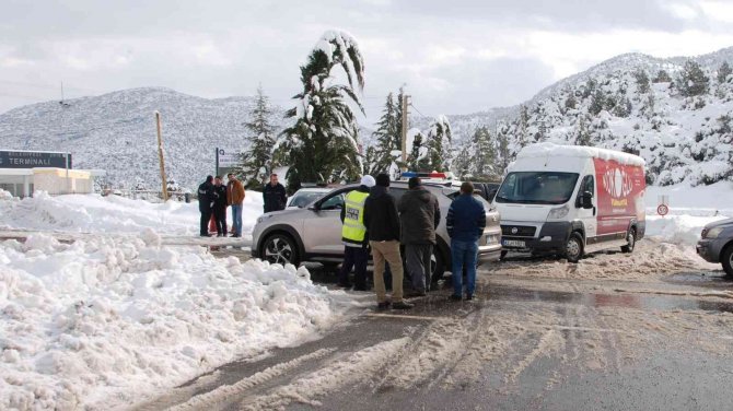 Antalya-Konya karayolunda ağır tonajlı araçların geçişine izin verilmiyor