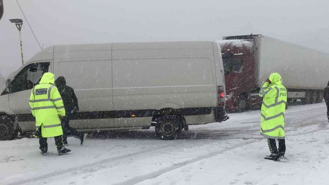 Antalya-Konya karayolunda ağır tonajlı araçların geçişine izin verilmiyor