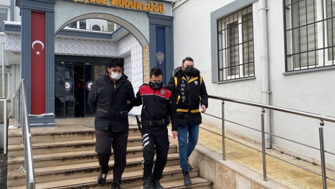 Bursa’da bir kişinin öldüğü kan davasının şüphelisi 10 kişi adliyeye sevk edildi