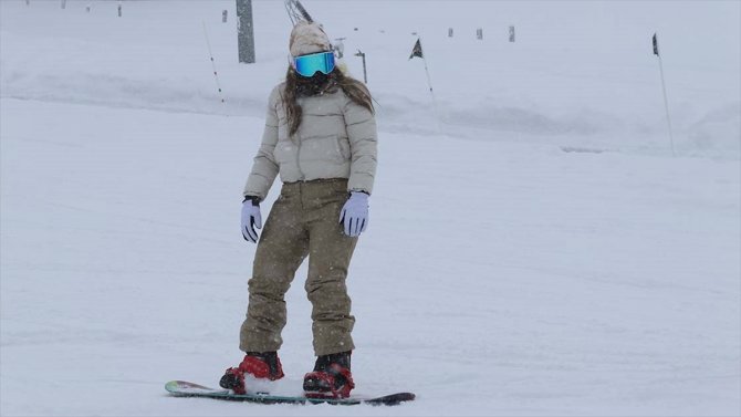 Kayak merkezlerinde en fazla kar kalınlığı Kartalkaya'da ölçüldü