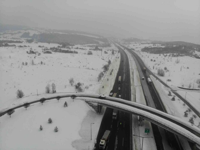 İstanbul’a giden otobüslerin Bolu geçişine izin veriliyor