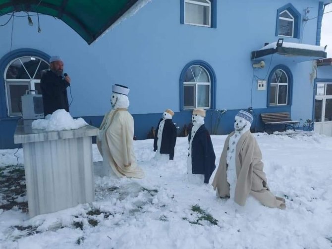 Kardan cemaat görenleri şaşırttı
