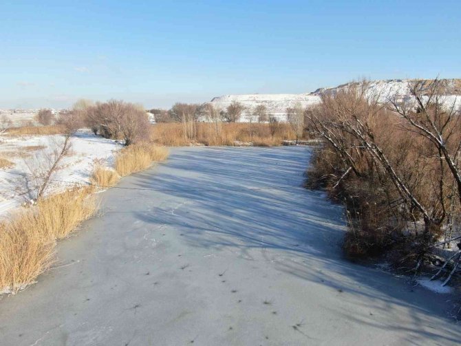 Şeker Gölü’nde ’kış’ güzelliği