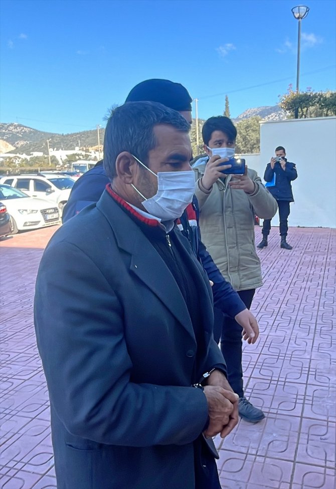 Muğla'da genç kızın ölümüyle ilgili gözaltına alınan anne ve baba adliyede