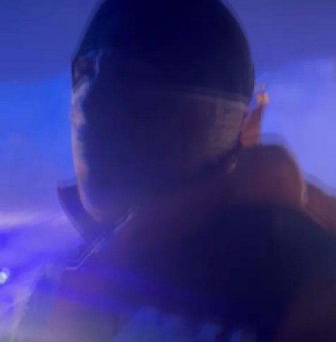 Ambulans çığ altında kalmaktan son anda kurtuldu