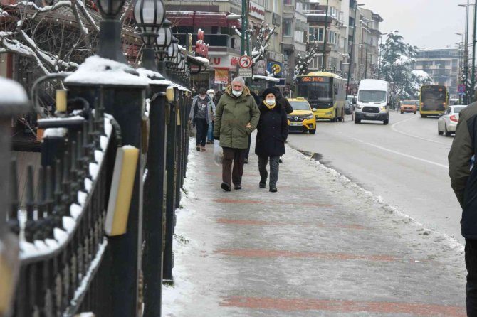 Buz ve karda yürüme teknikleri