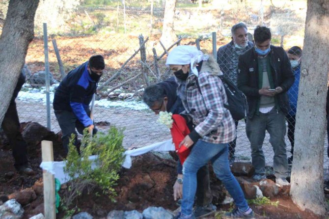Gamze’nin cenazesi toprağa verildi