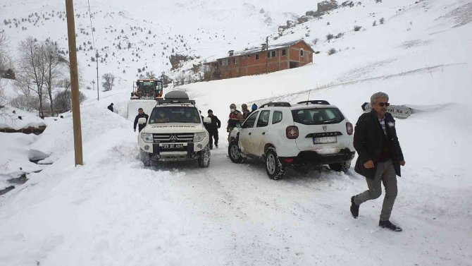 Gümüşhane’de ekiplerin 11 saatlik zorlu mesaisi