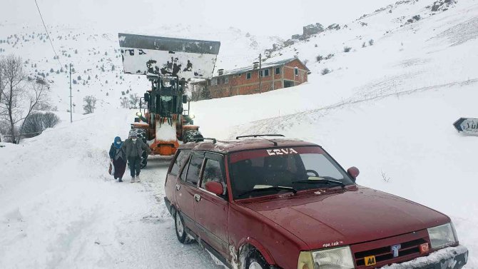 Gümüşhane’de ekiplerin 11 saatlik zorlu mesaisi