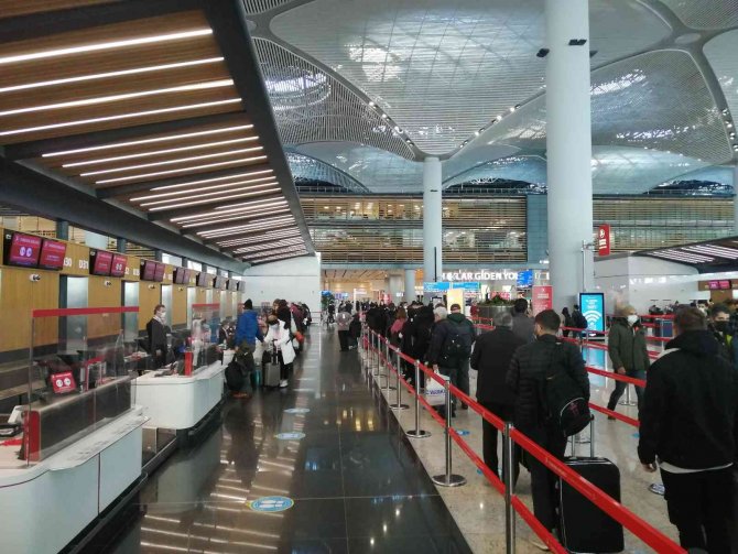 İstanbul Havalimanında uçuşlar artarak devam ediyor
