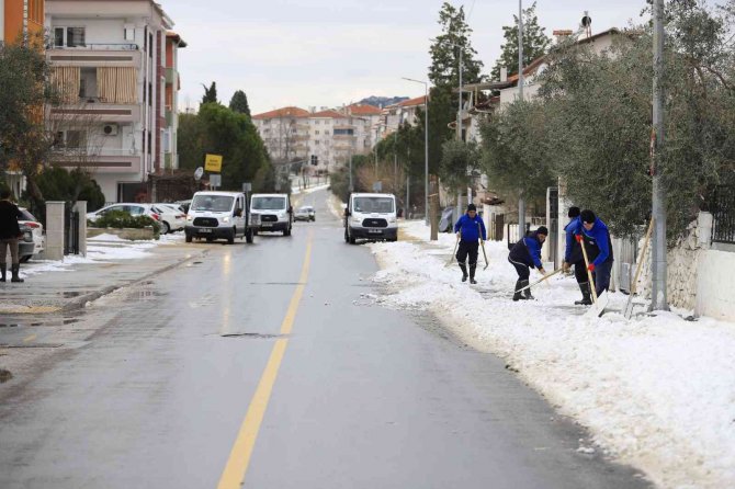 Muğla’da kar yağışının etkileri kalktı