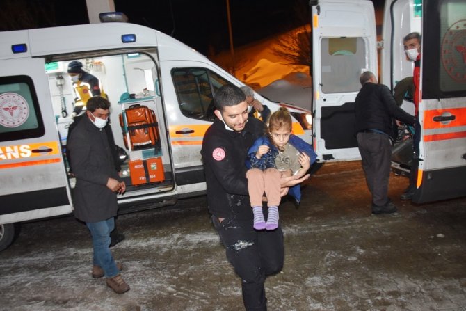 Sobadan zehirlendiler, 4 saat sonra hastaneye yetiştirildiler