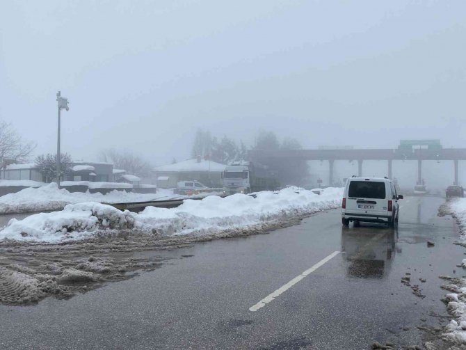 TAG otoyolu çift yönlü trafiğe açıldı