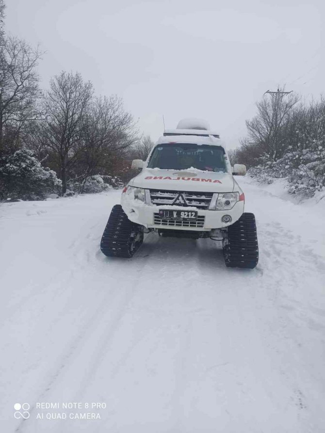 Yoğun kar yağışı 112’ye engel değil