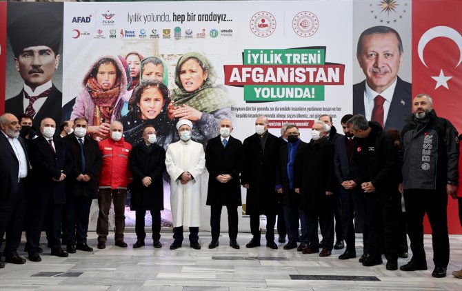 Afganistan'a 750 ton malzeme taşıyan "İyilik Treni" Ankara'dan yola çıktı