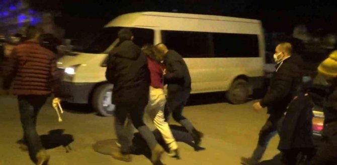 Alkollü kadın sürücü polislere zor anlar yaşattı