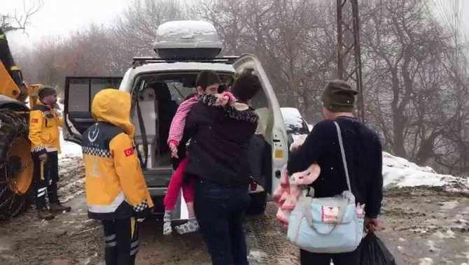 Ekipler, 12 yaşındaki engelli çocuk için seferber oldu