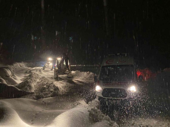 Kızamık hastası bebek için ekipler seferber oldu