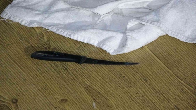 Masaj salonunda bıçaklı kavga: 2 yaralı