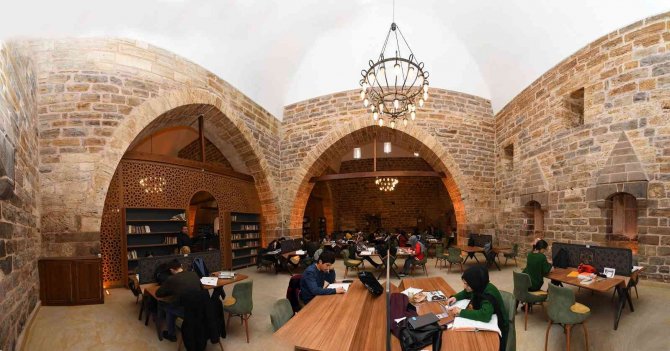 Başkan Altay: “Millet Kıraathanelerinde her yaştan hemşehrimizi ağırlıyoruz”