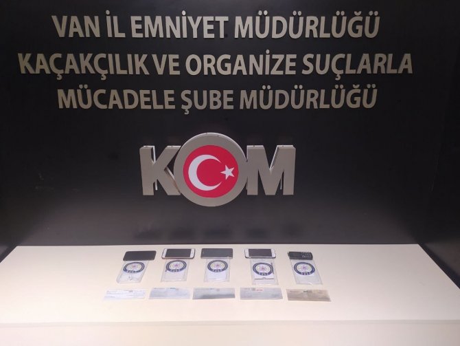 Van merkezli operasyonda sahte çek düzenleyen 3 kişi tutuklandı