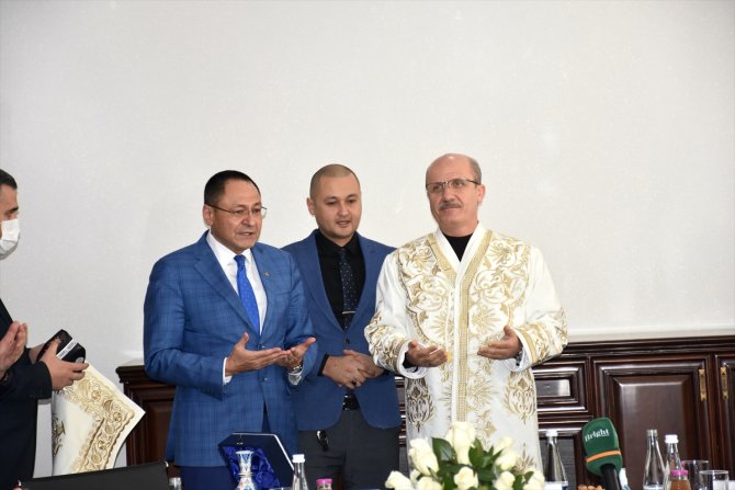 YÖK Başkanı Erol Özvar, TOBB ETÜ Taşkent'i ziyaret etti